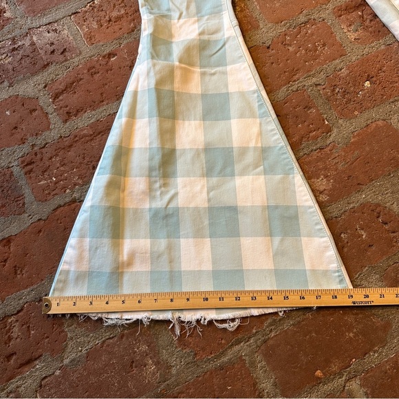 We The Free Blue and White Plaid Just Float On high-waist flare jeans size 29 - Picture 7 of 16